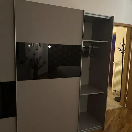 Nahe Senftenberger - 2 * Senftenberg